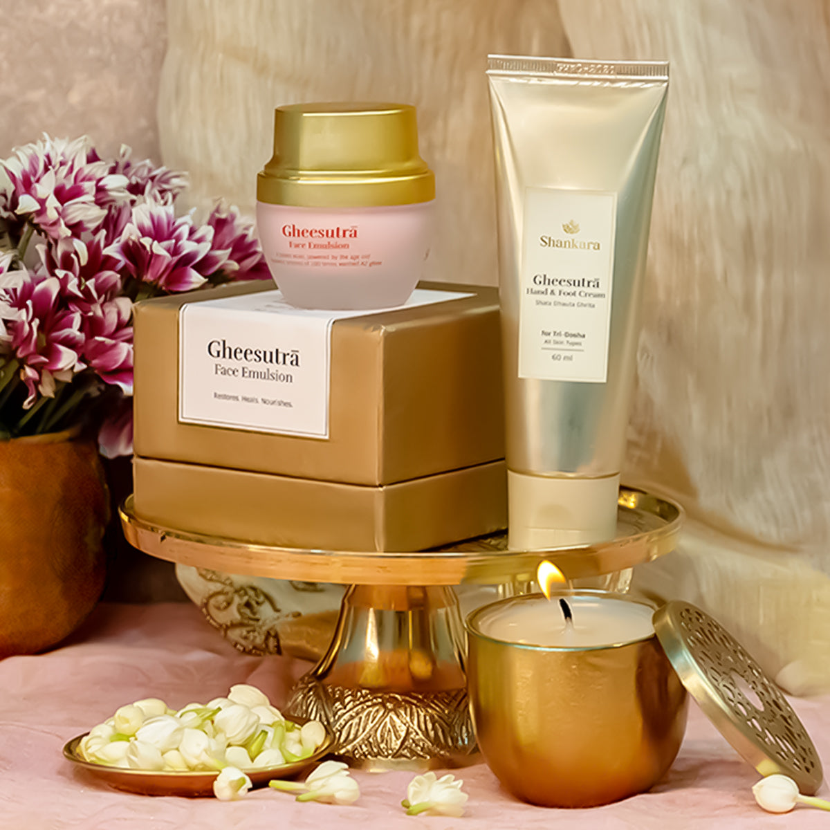 Gheesutrā Divine Duo